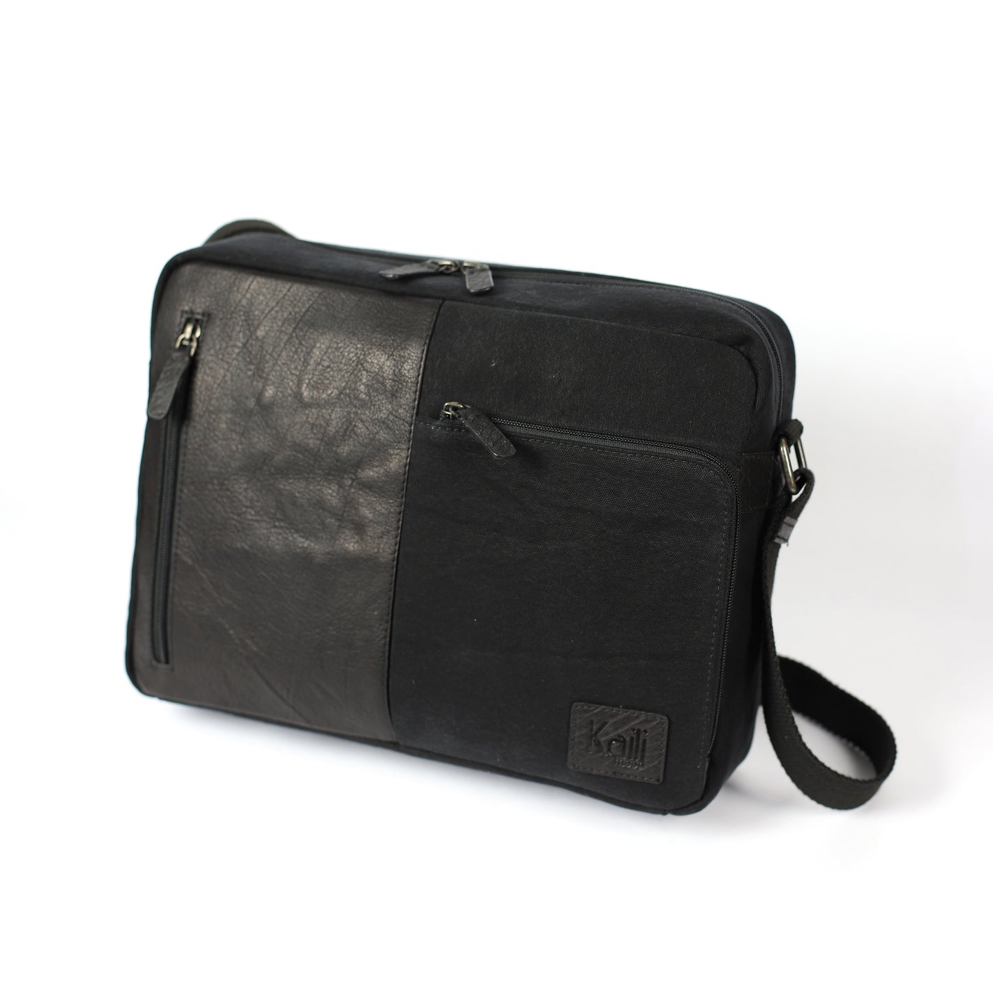 Messenger Tasche – Canvas & Echtleder Schultertasche in Schwarz