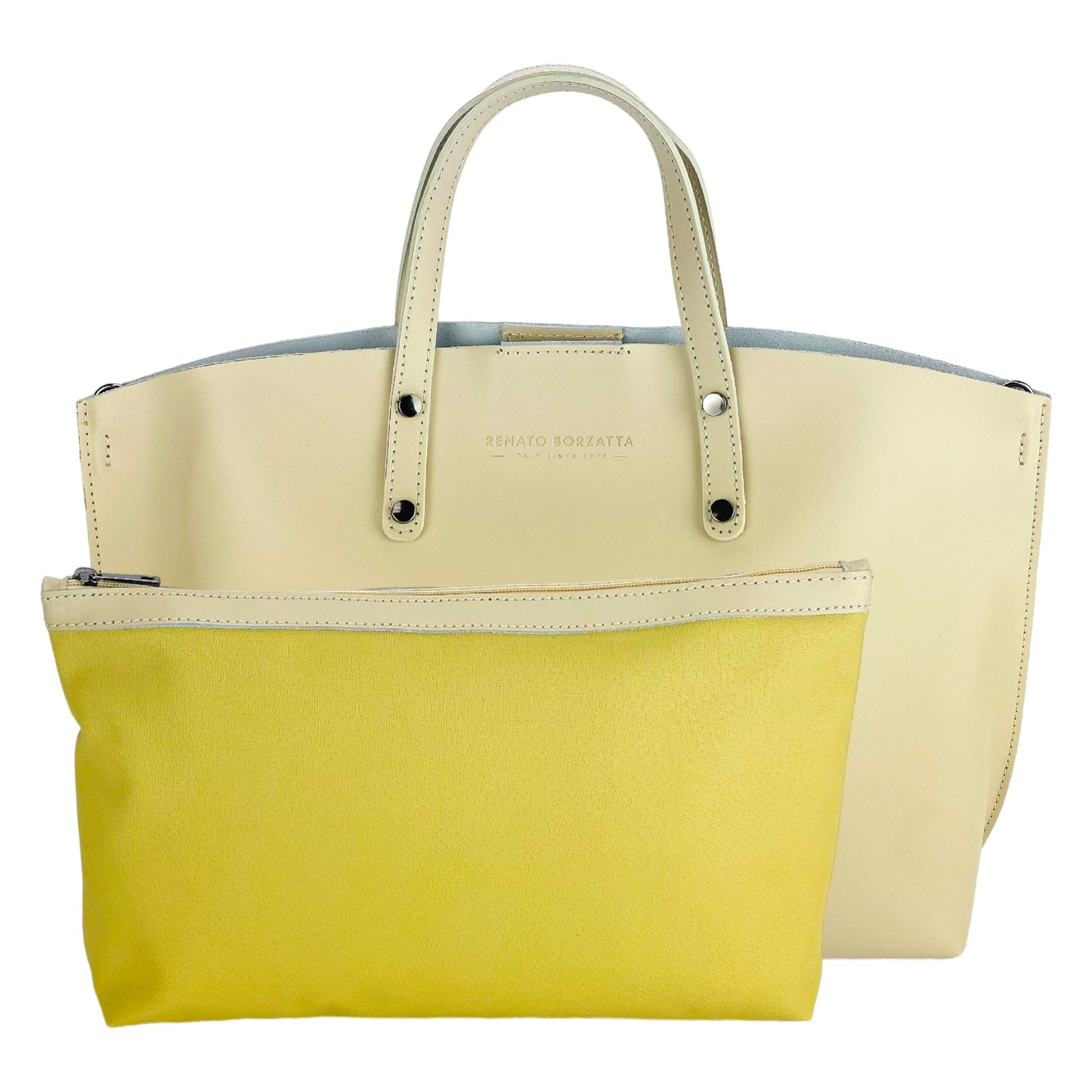 Women's handbag made of genuine leather – Made in Italy with a detachable shoulder strap. Removable large interior pocket. Shiny gunmetal metal accessories. Dimensions: 48 x 31 x 11 cm.