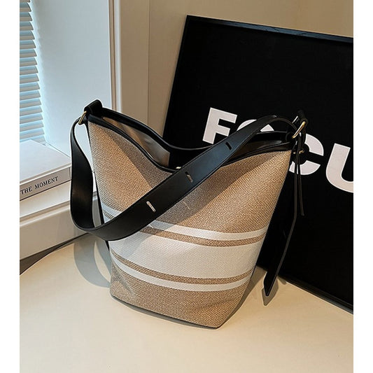 Less Is More Canvas Schultertasche mit extra Innentasche