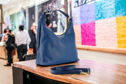 URORA – Weiche Damen-Umhängetasche aus echtem italienischem Leder  RENATO BORZATTA – Italy since 1978