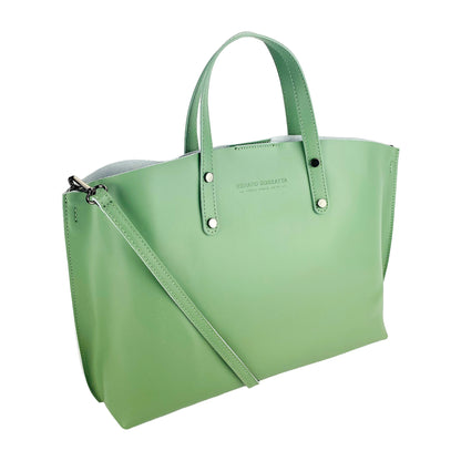 Women's handbag made of genuine leather – Made in Italy with a detachable shoulder strap. Removable large interior pocket. Shiny gunmetal metal accessories. Dimensions: 48 x 31 x 11 cm.